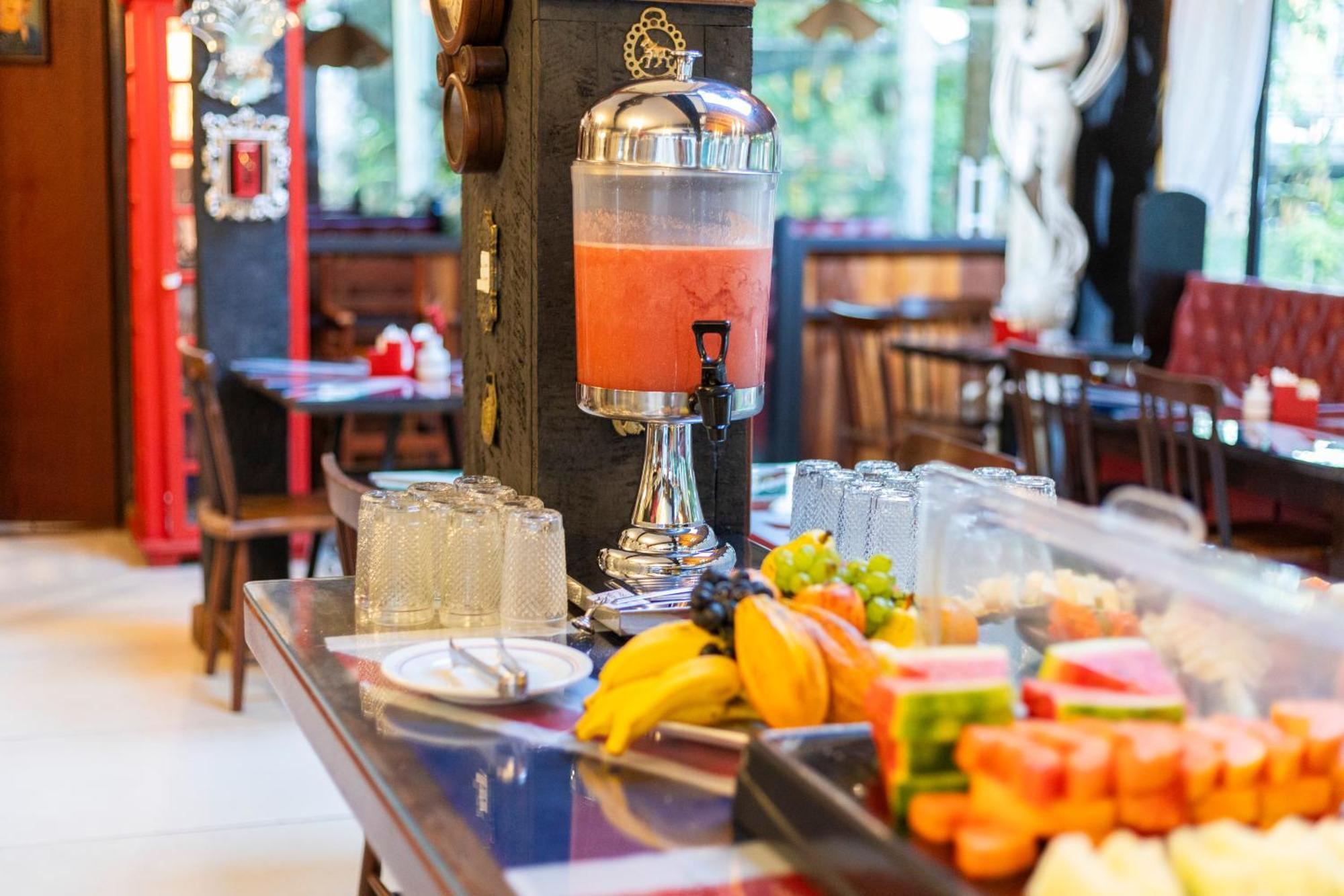 Hotel Britannia Пенеду Экстерьер фото